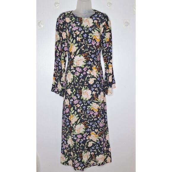 Yumi Kim Milano Maxi Dress Dark Black Floral Long Medium Open Back Boho Romantic - Picture 14 of 14